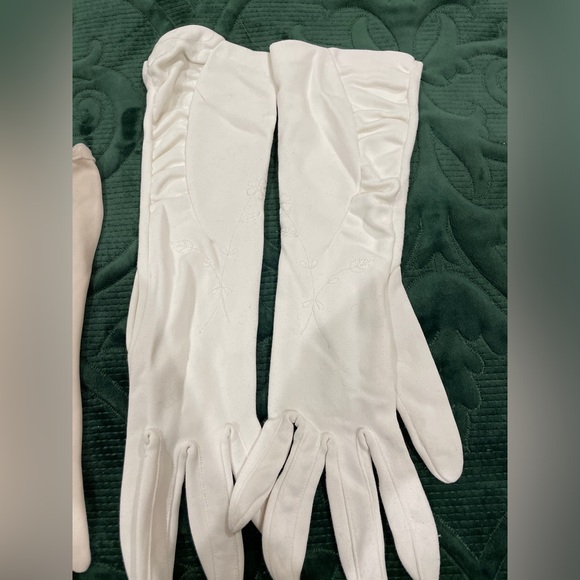 3 pairs vintage gloves - Picture 2 of 9